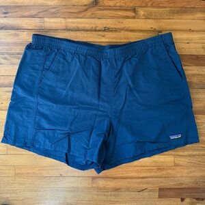 Patagonia Women’s 5” Baggies Shorts XL color: Tidepool Blue